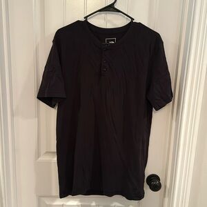 Men’s The North Face button tee